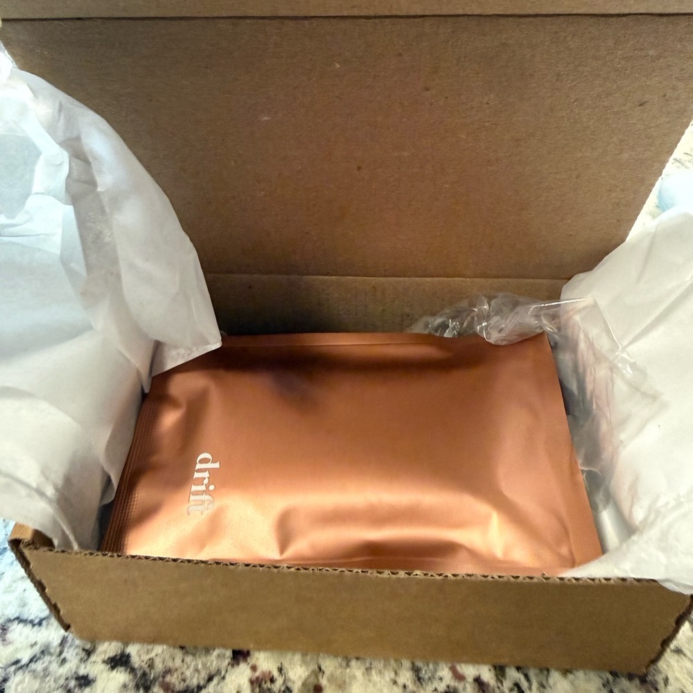 Drift Wooden Aromatherapy Block - Natural Brown - Visor Clip Kit Open Air scent - Picture 8 of 8